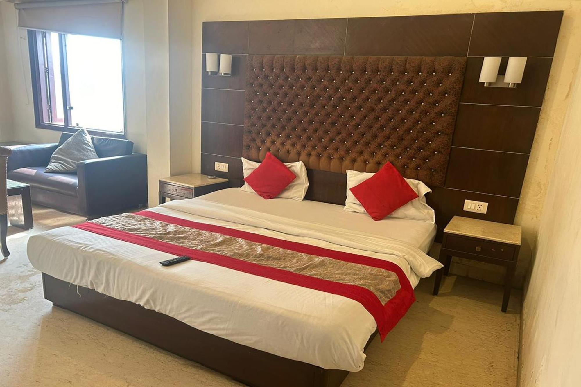 The Metropolis Guest House Near Rk Ashram Metro Station Ню Делхи Екстериор снимка