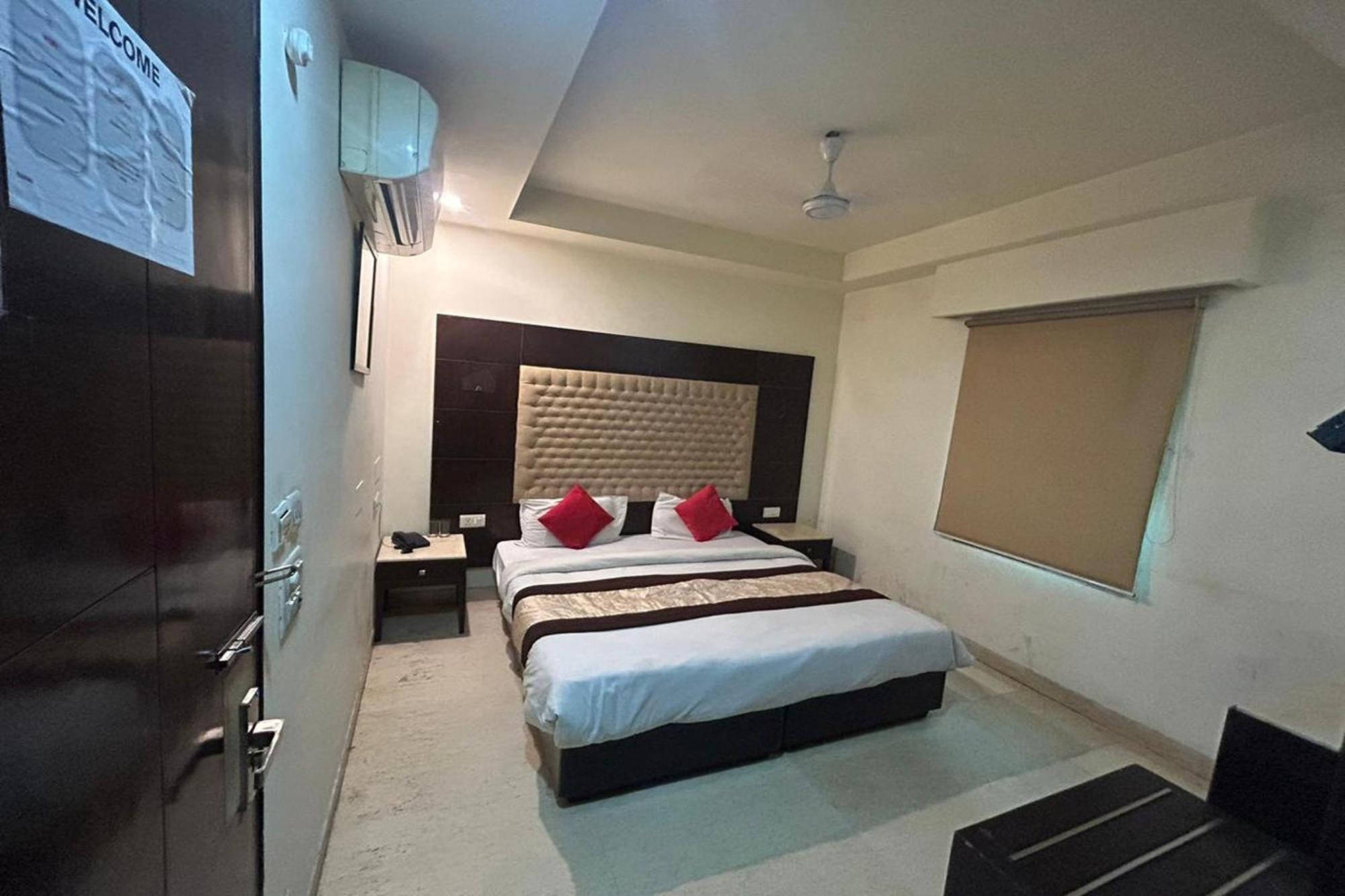 The Metropolis Guest House Near Rk Ashram Metro Station Ню Делхи Екстериор снимка
