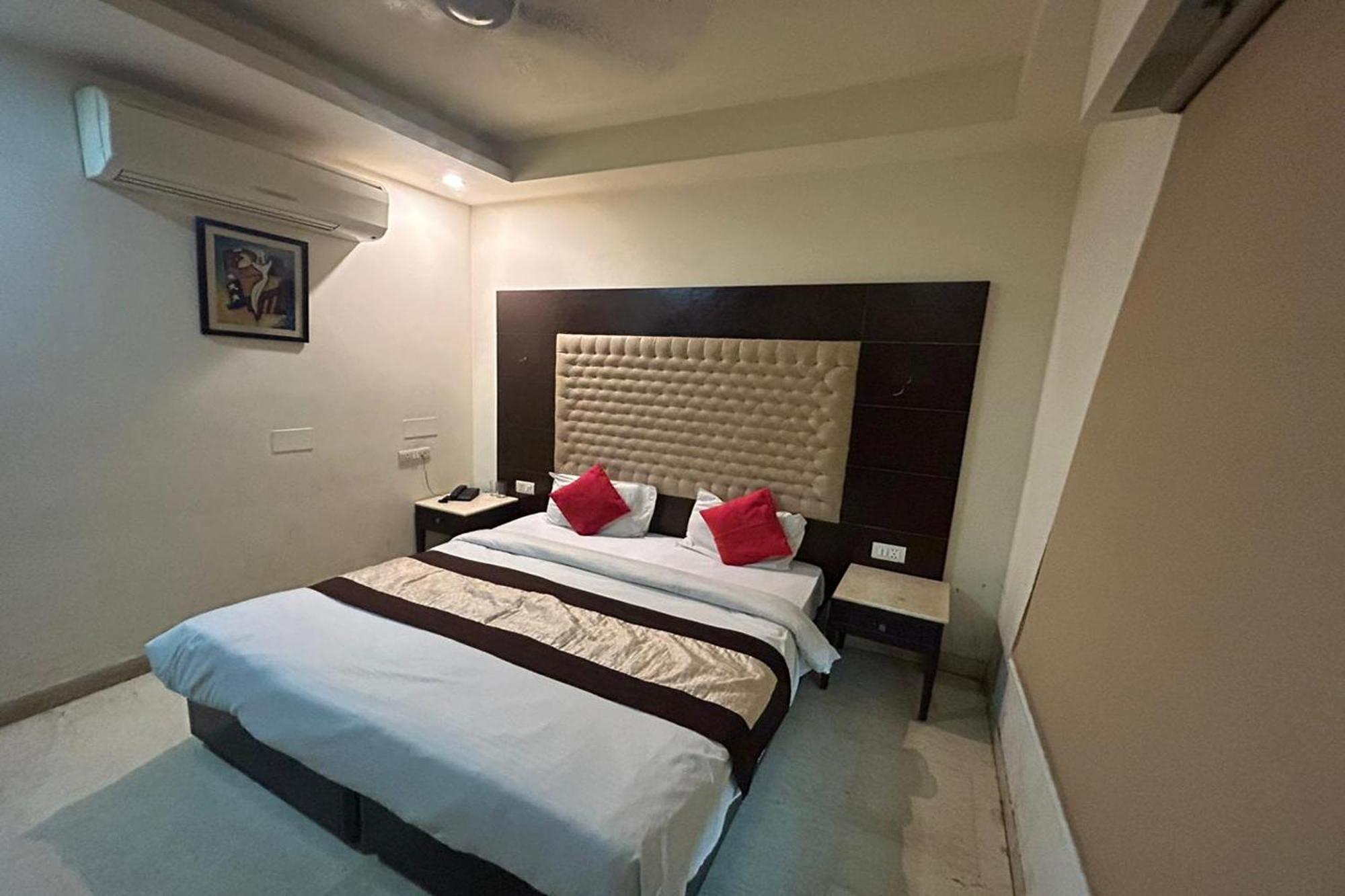 The Metropolis Guest House Near Rk Ashram Metro Station Ню Делхи Екстериор снимка