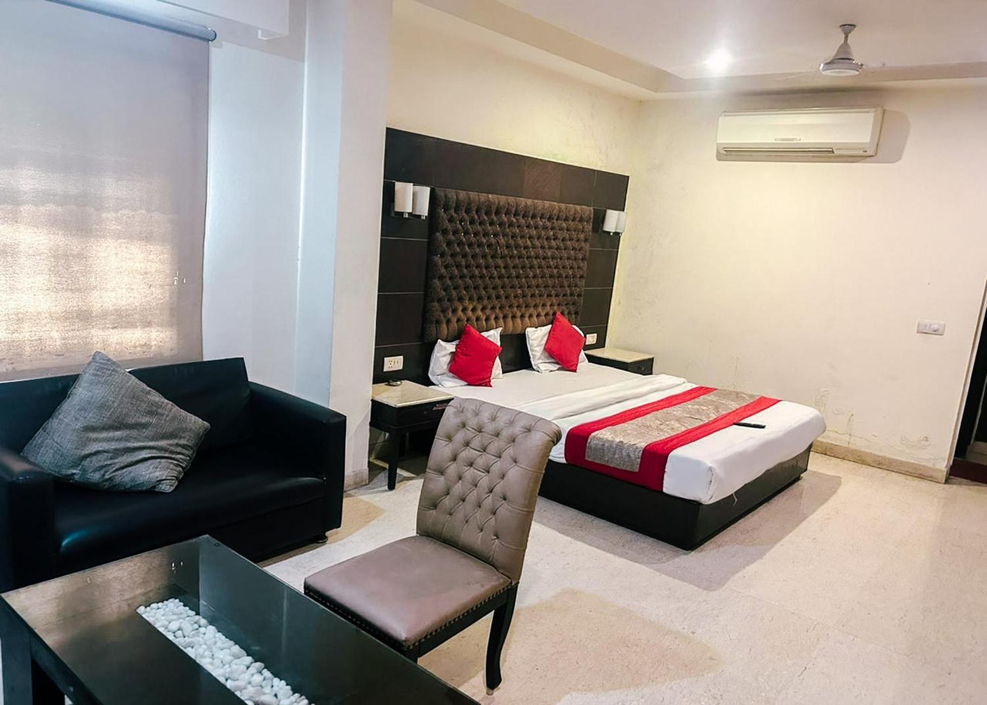 The Metropolis Guest House Near Rk Ashram Metro Station Ню Делхи Екстериор снимка