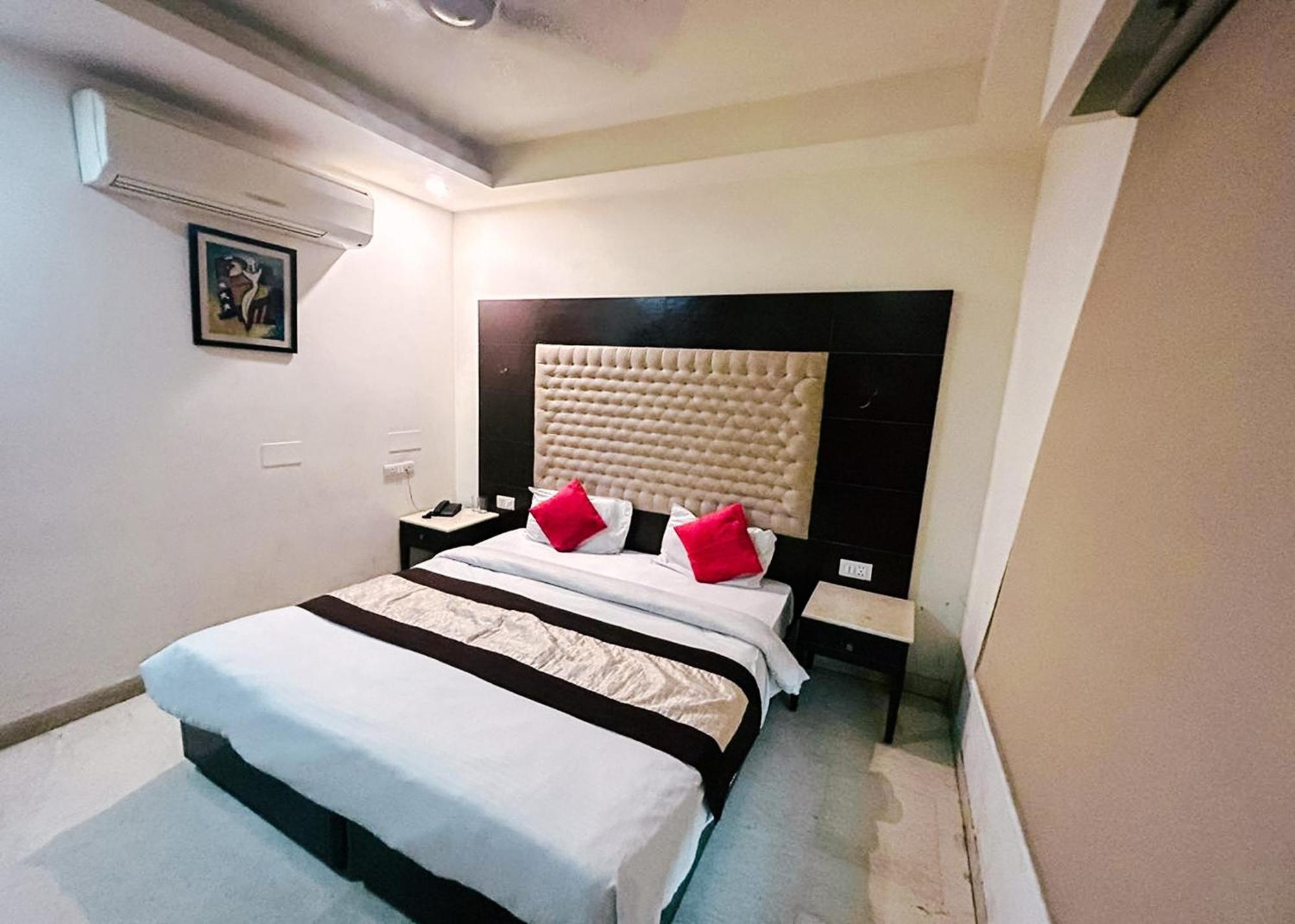 The Metropolis Guest House Near Rk Ashram Metro Station Ню Делхи Екстериор снимка