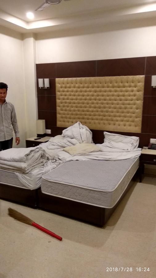 The Metropolis Guest House Near Rk Ashram Metro Station Ню Делхи Екстериор снимка